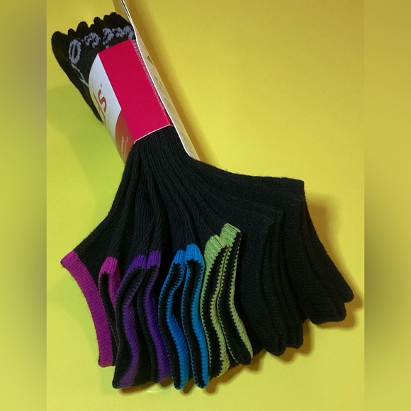 Peds Assorted 21 pairs Women’s Socks - Picture 6 of 8